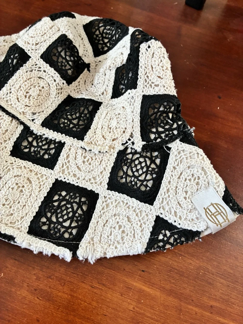 House of Harlow 1960 Floral Crochet Lace checkered Bucket Hat
